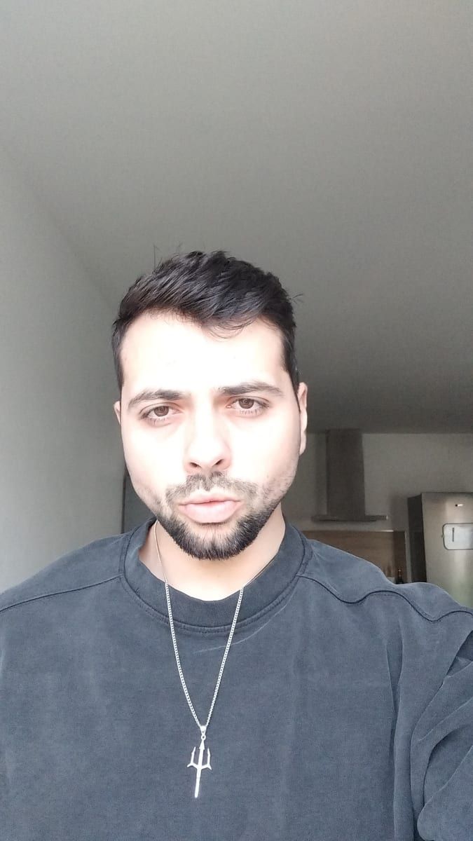 Profil de Elyot